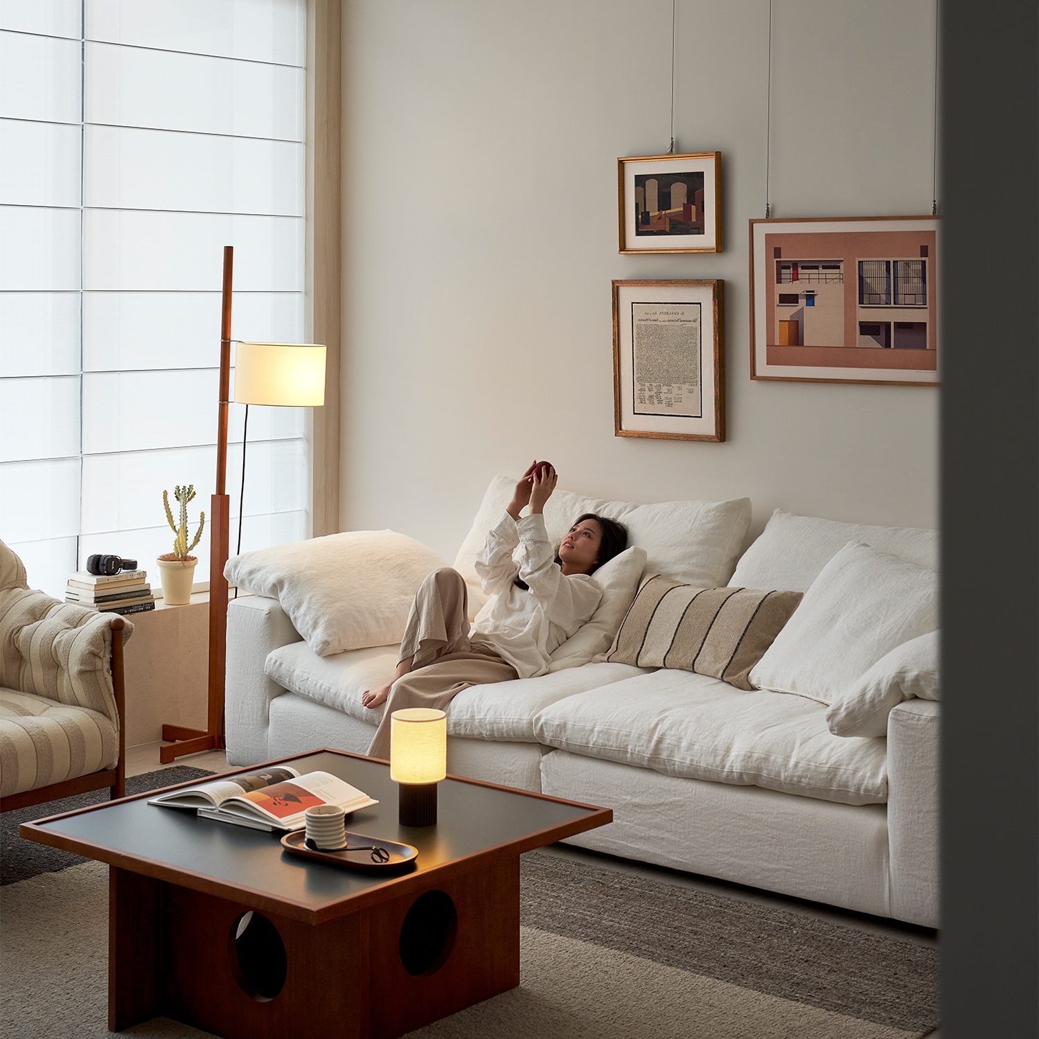 SF2365 Ottoman – Natural White — image 2